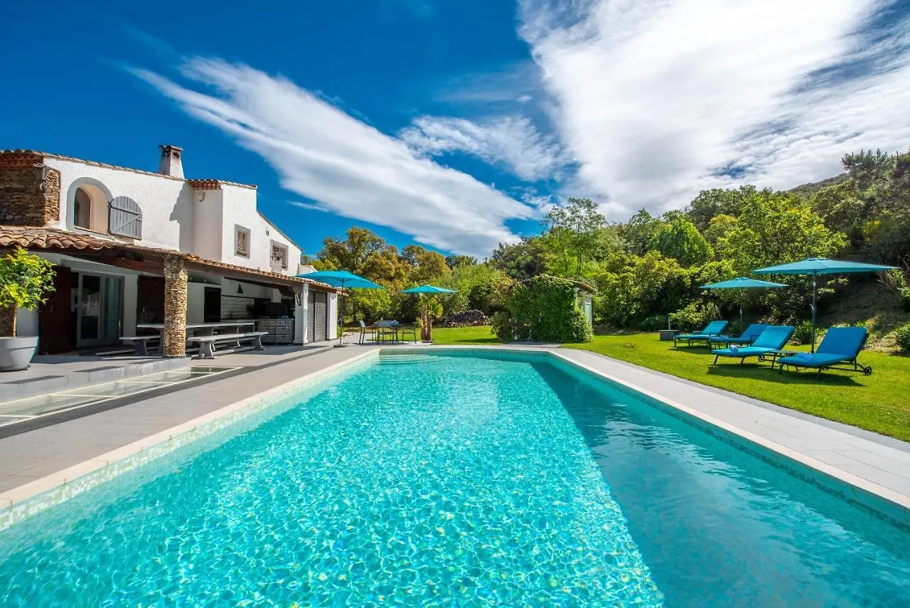 Le Joyau Du Golfe De St Tropez Bed & Breakfast Cogolin